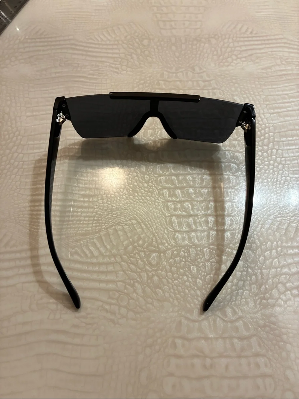 Burberry Black Shield Sunglasses with Signature Striped Temples - Picture 8 of 13